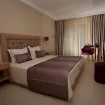 Danai Hotel