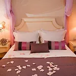 Danai Hotel