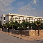 Danai Hotel