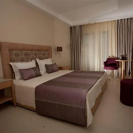 Danai & Hotel