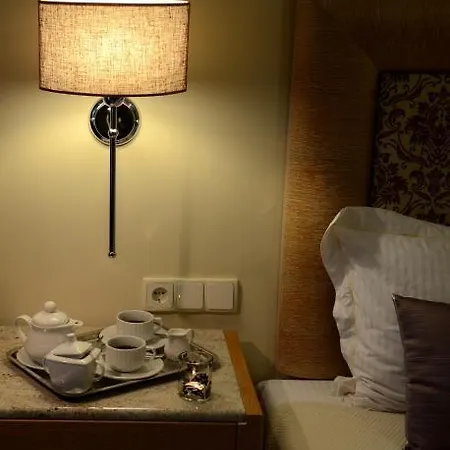Danai & Hotel