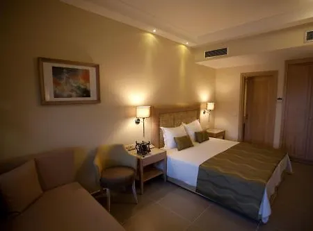 Hotel Danai 4*