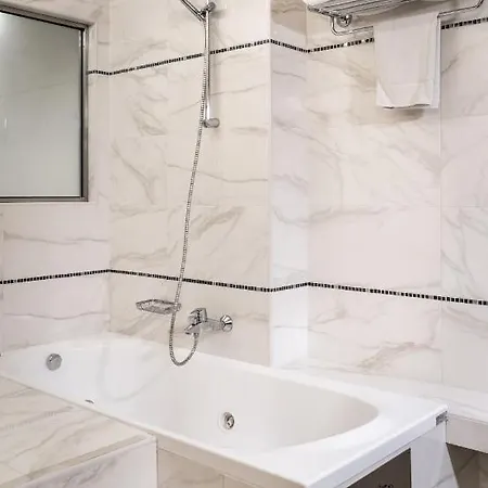 Danai Hotel 4*
